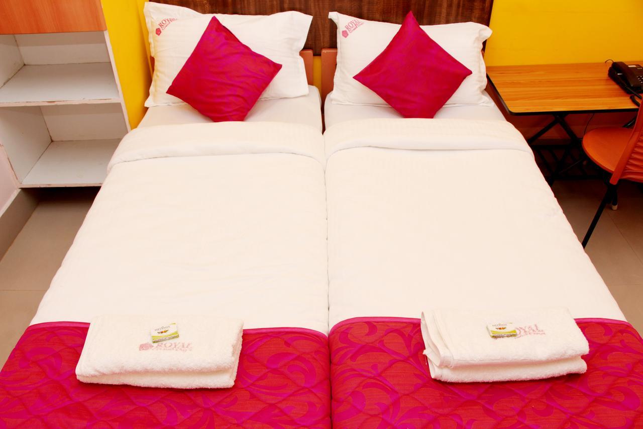 Royal Grand Days Hotell Chennai Exteriör bild
